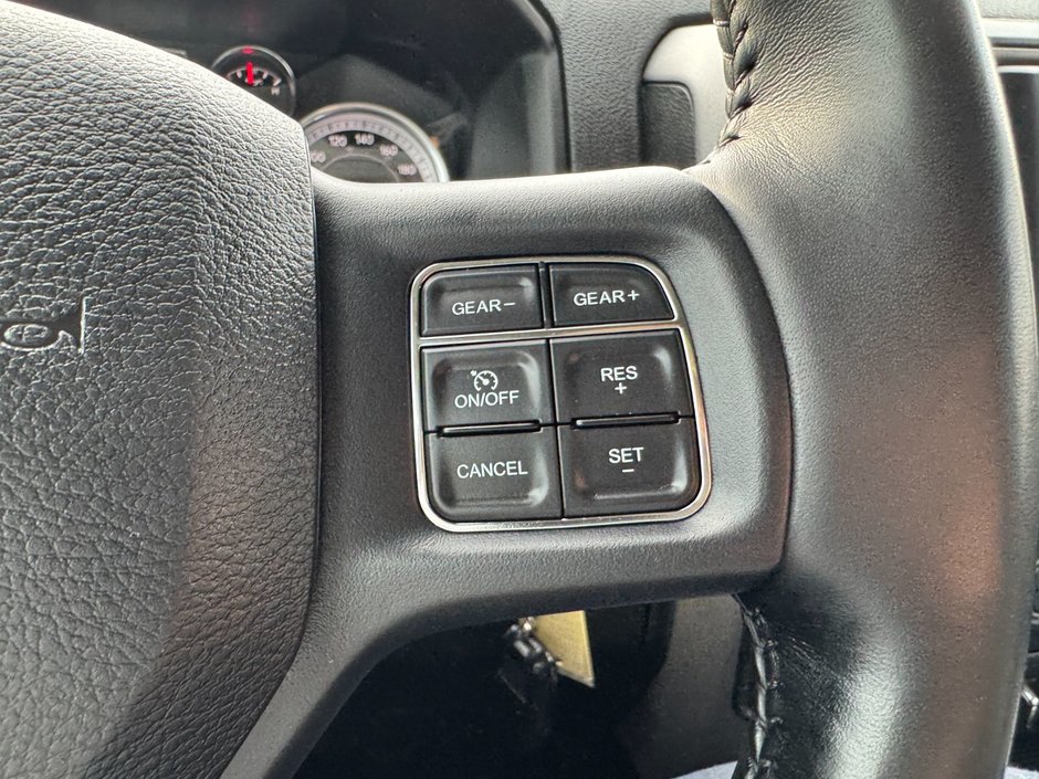 2022 Ram 1500 Classic Express-16