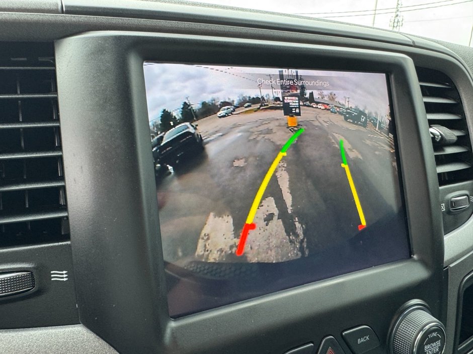 2022 Ram 1500 Classic Express-24