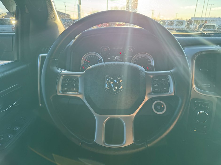 2022 Ram 1500 Classic Warlock-11