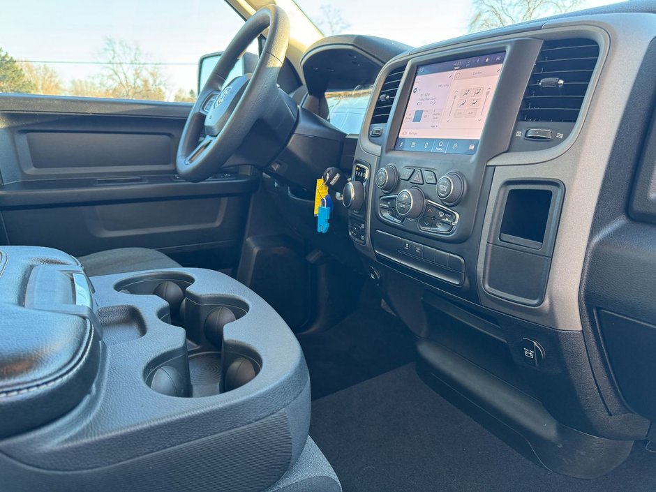 Ram 1500 Classic Express 2022-12