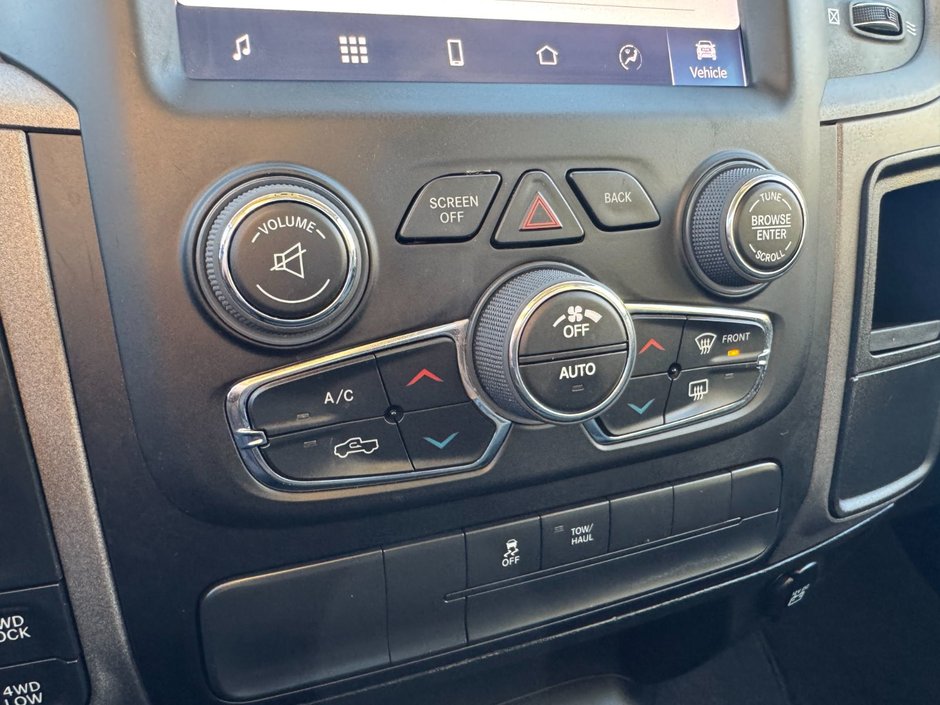 Ram 1500 Classic Express 2022-25