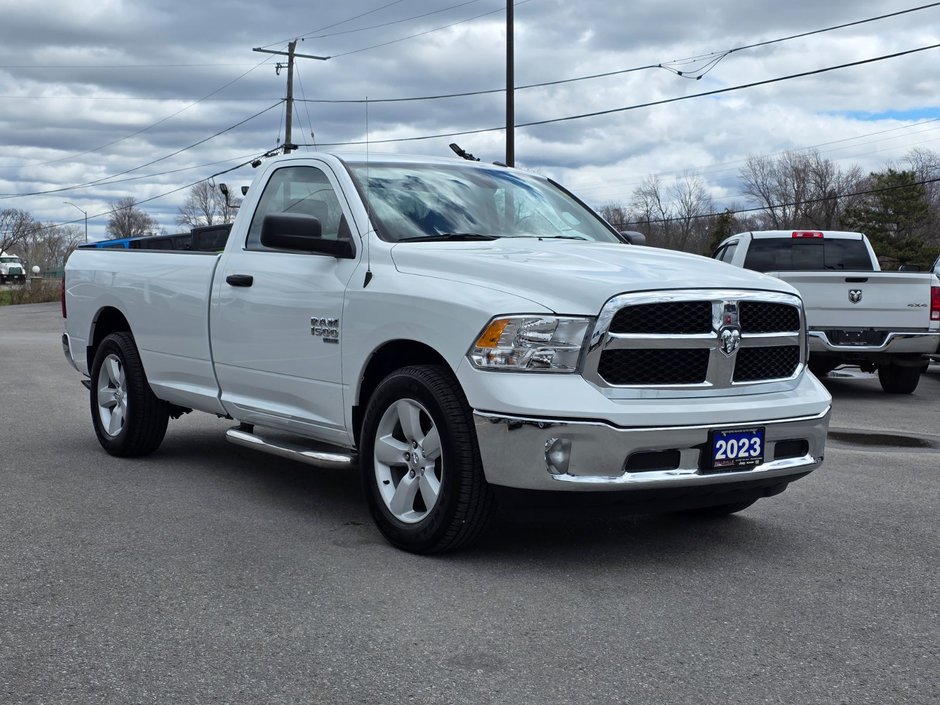 2023 Ram 1500 Classic Tradesman-2