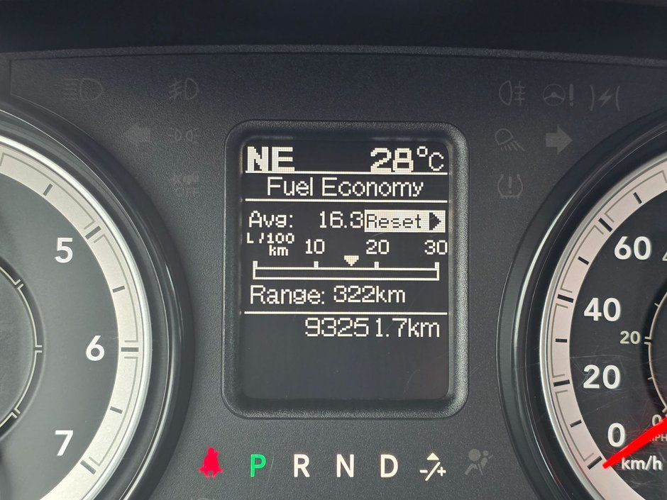 2023 Ram 1500 Classic SLT SLT / Hemi / Hitch / Brake Controller