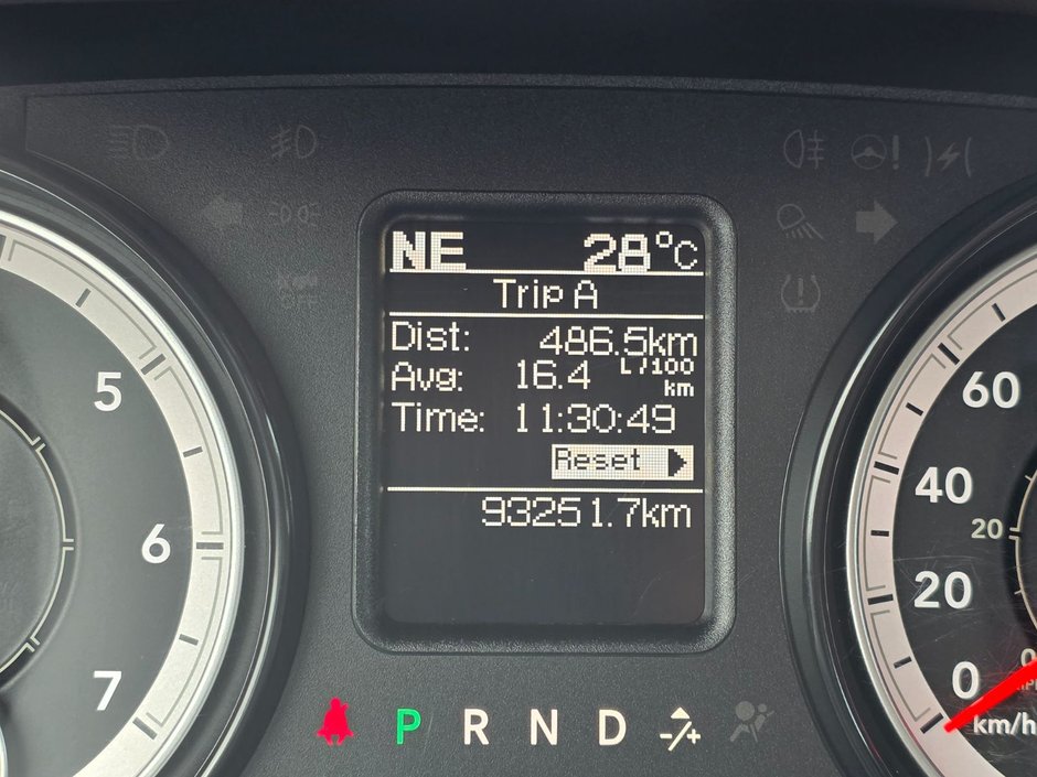 2023 Ram 1500 Classic SLT SLT / Hemi / Hitch / Brake Controller