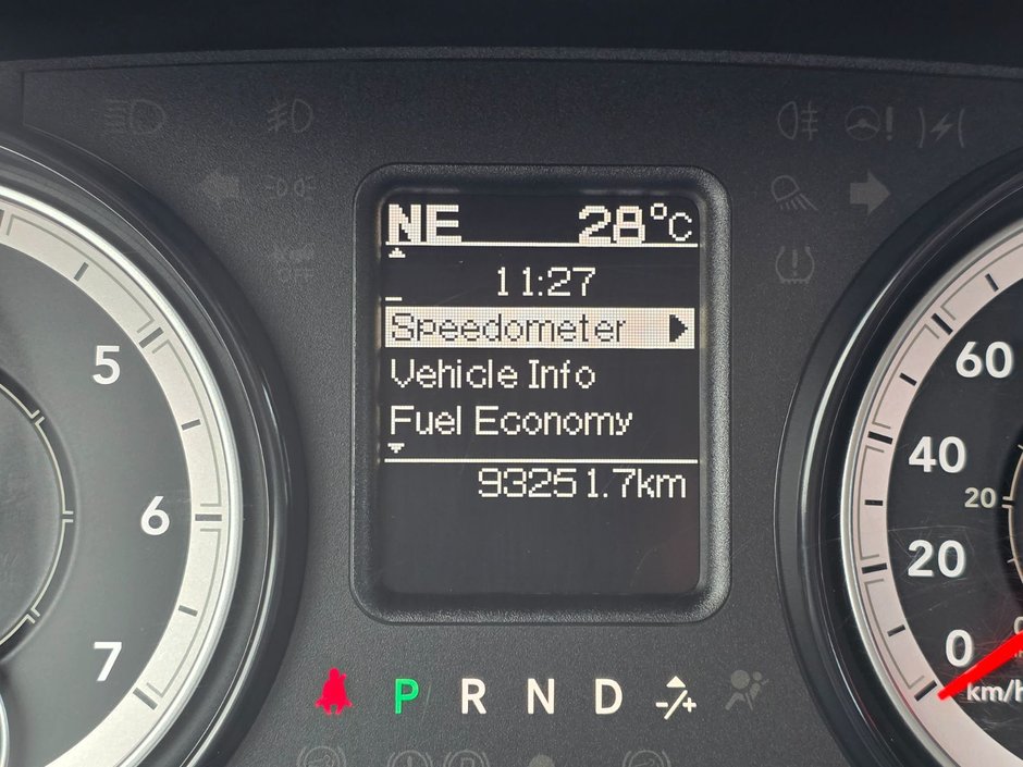 2023 Ram 1500 Classic SLT SLT / Hemi / Hitch / Brake Controller