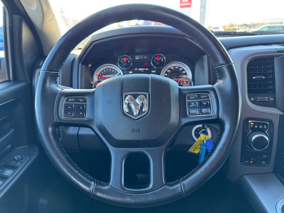 2023 Ram 1500 Classic Express-13