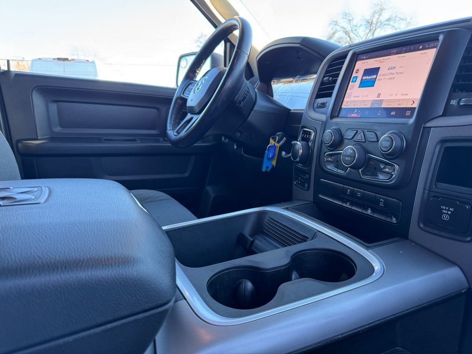 2023 Ram 1500 Classic Express-17