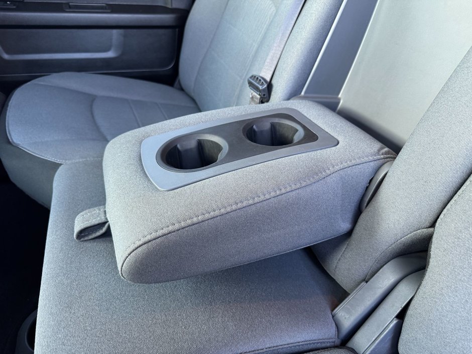 2023 Ram 1500 Classic Express-32