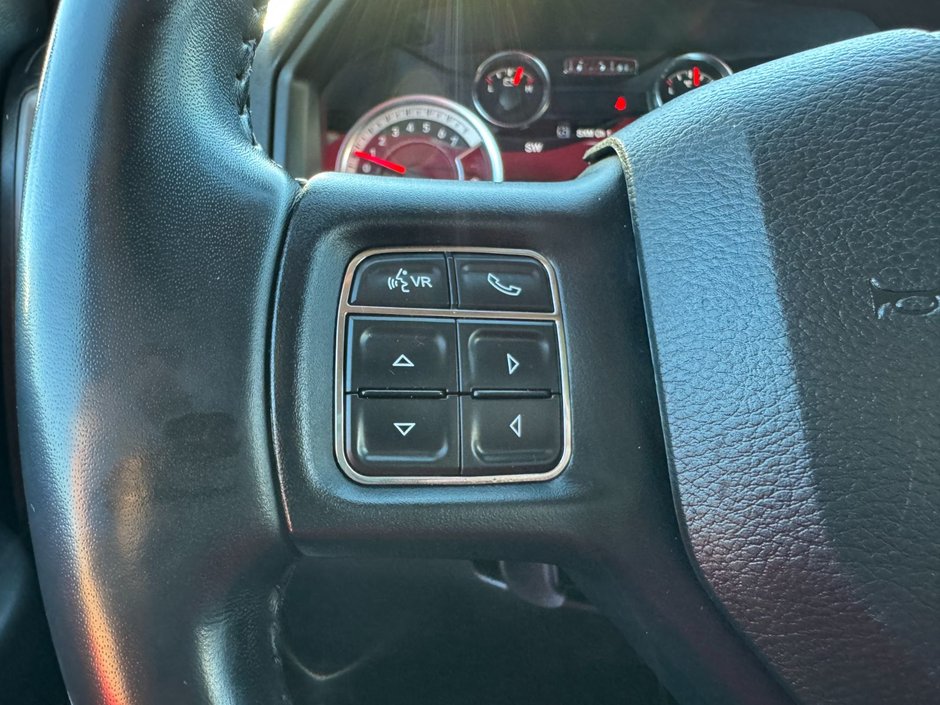 2023 Ram 1500 Classic Express-14