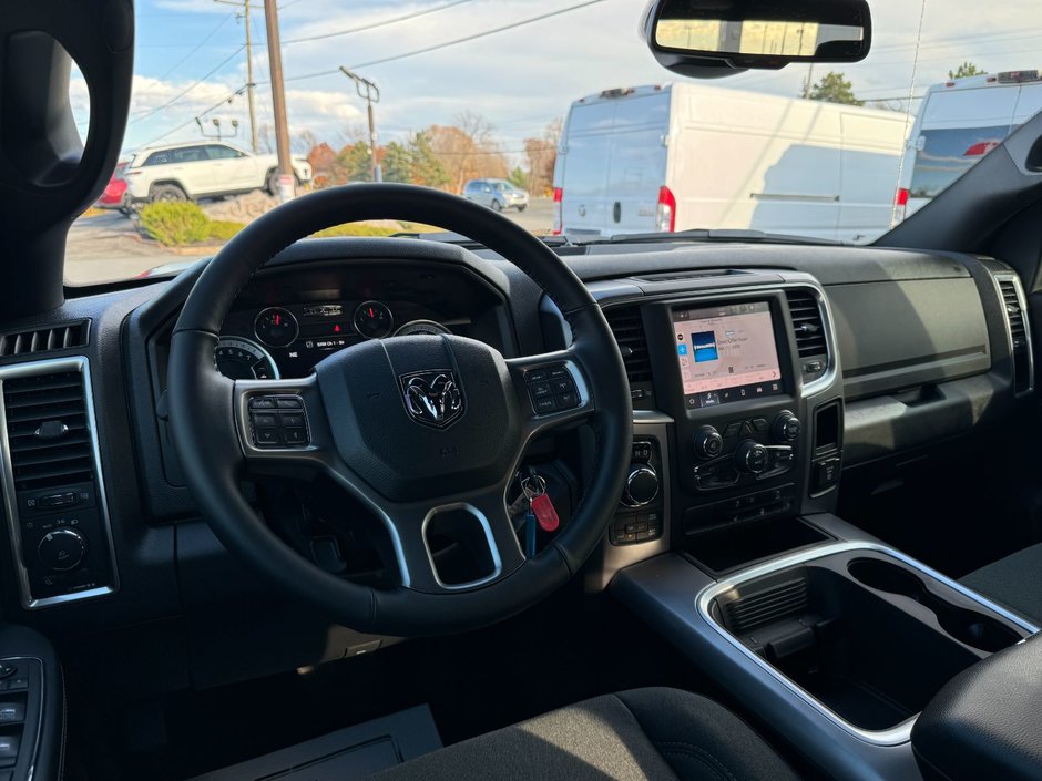 2024 Ram 1500 Classic WARLOCK