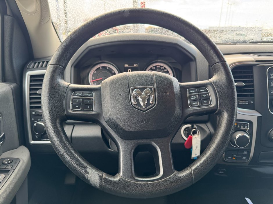 2016 Ram 1500 SLT-12