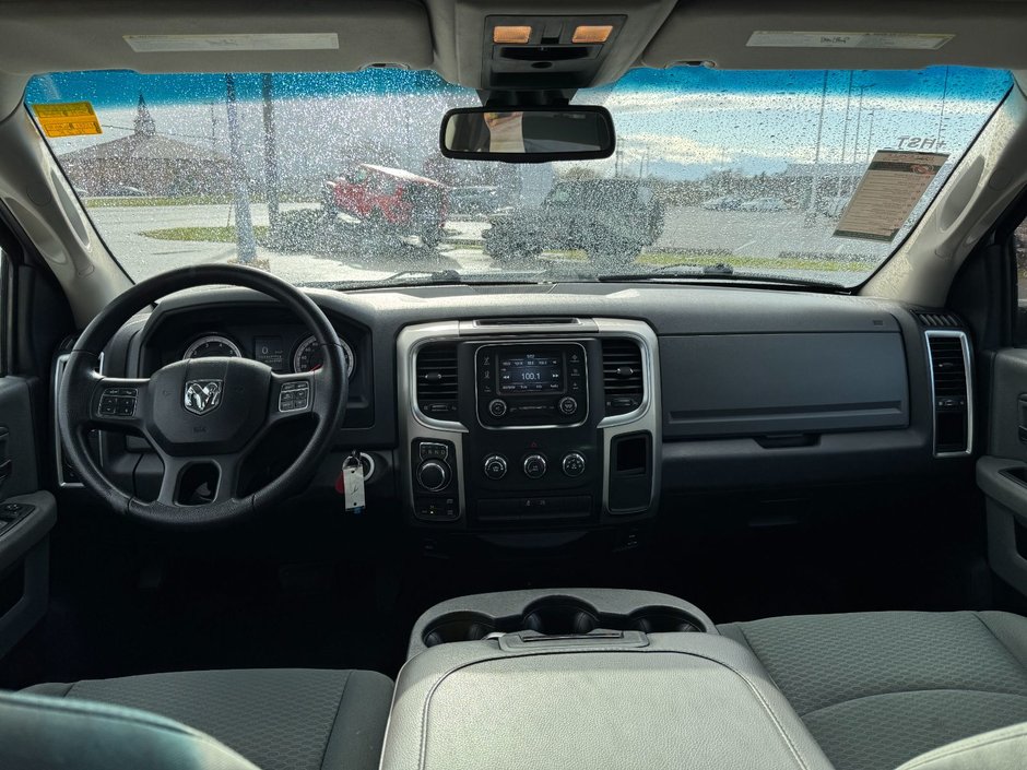 2016 Ram 1500 SLT-10