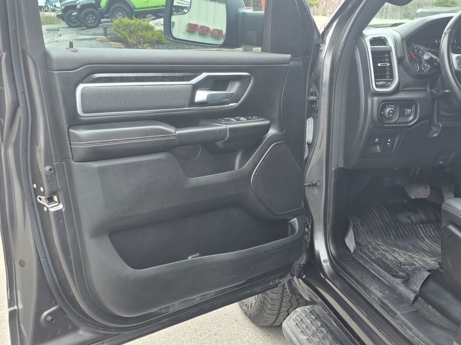 Ram 1500 Big Horn/Lone Star 2022 Big Horn Back Country