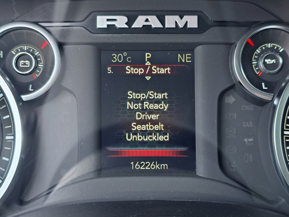 Ram 1500 Big Horn/Lone Star 2023 Big Horn / Hemi / Trailer Brake Controller