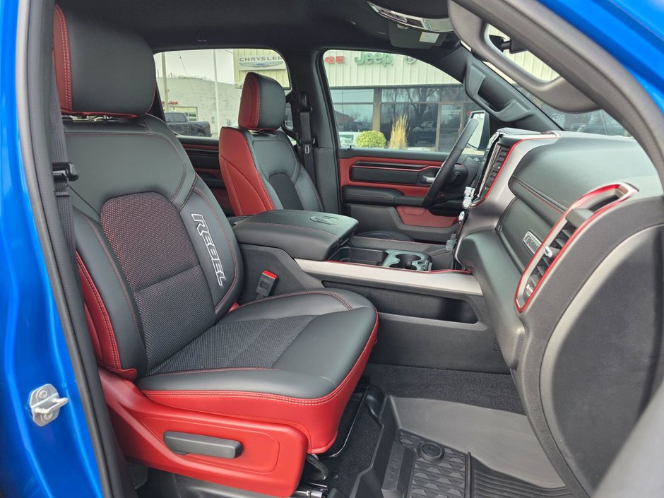 Ram 1500 REBEL 2025-38