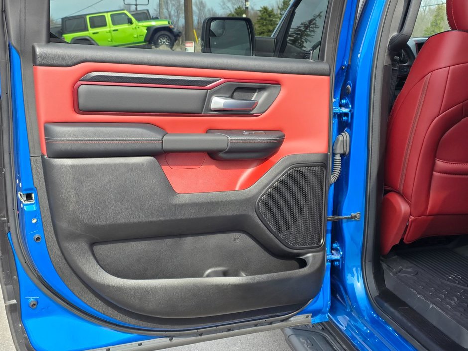 Ram 1500 REBEL 2025-41