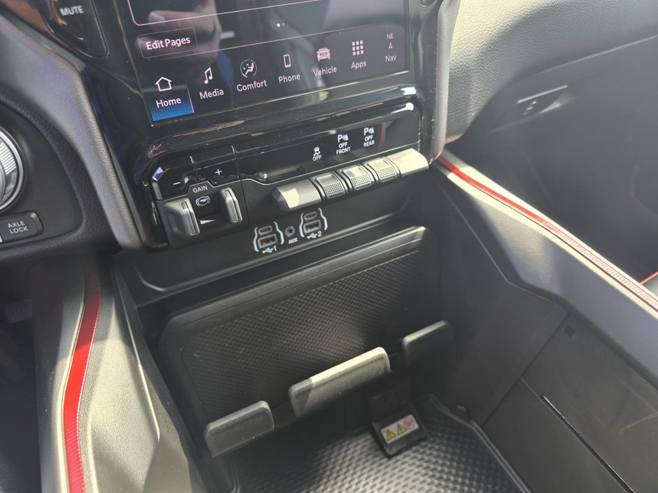 Ram 1500 Sport/Rebel 2025 Rebel / Trailer Brake Controller