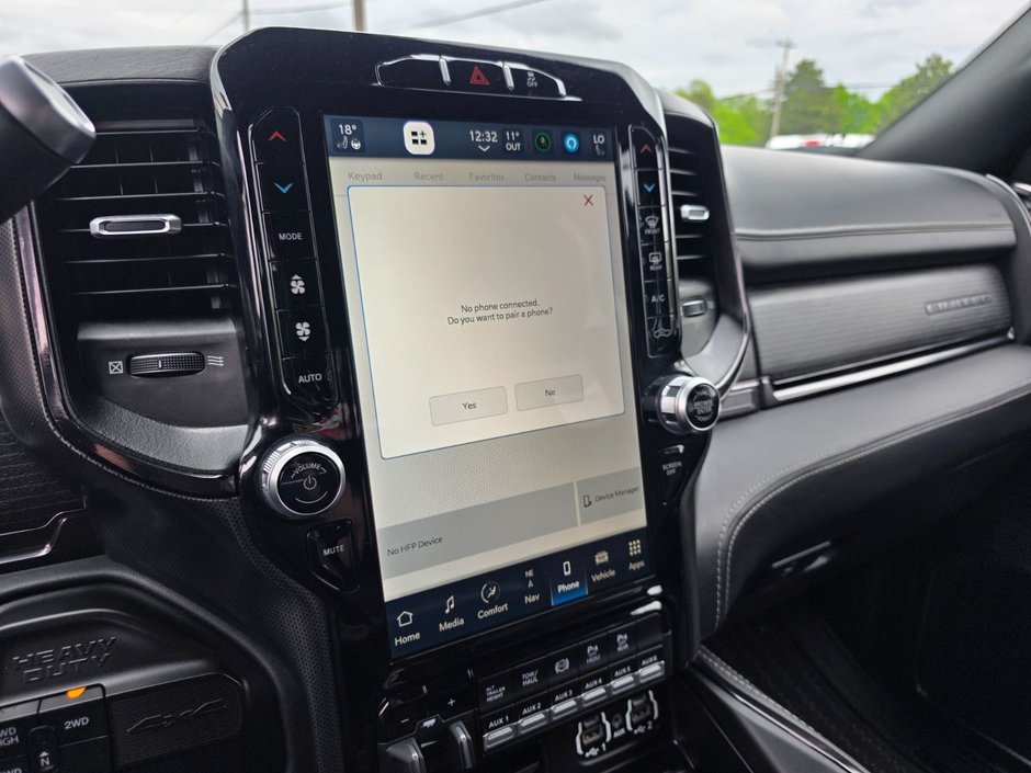 2022 Ram 2500 Limited Limited / Cummins Diesel / Vented Seats