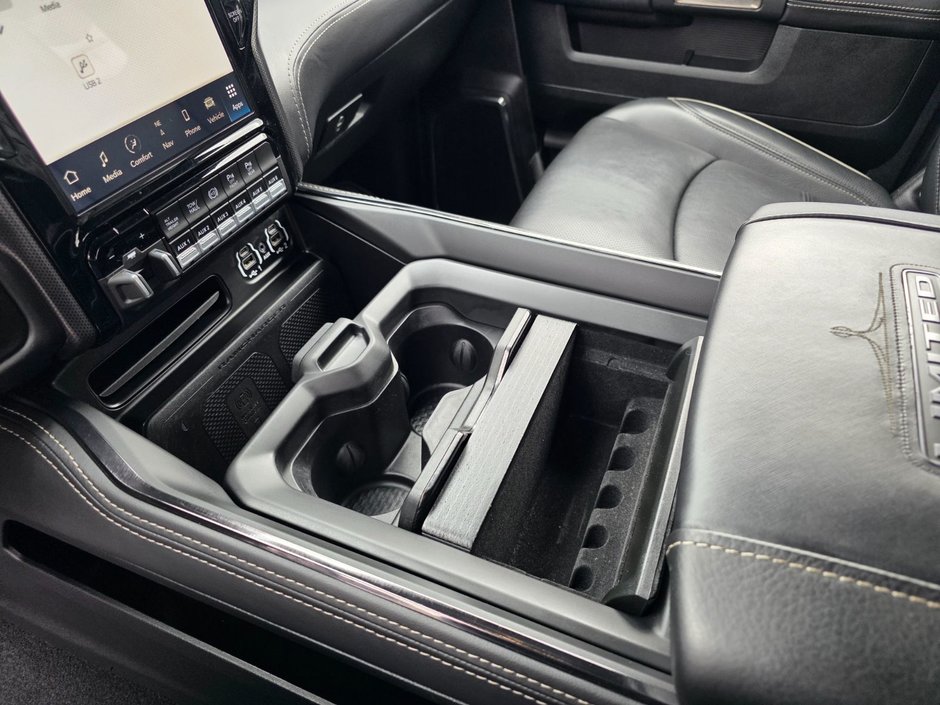 2022 Ram 2500 Limited Limited / Cummins Diesel / Vented Seats