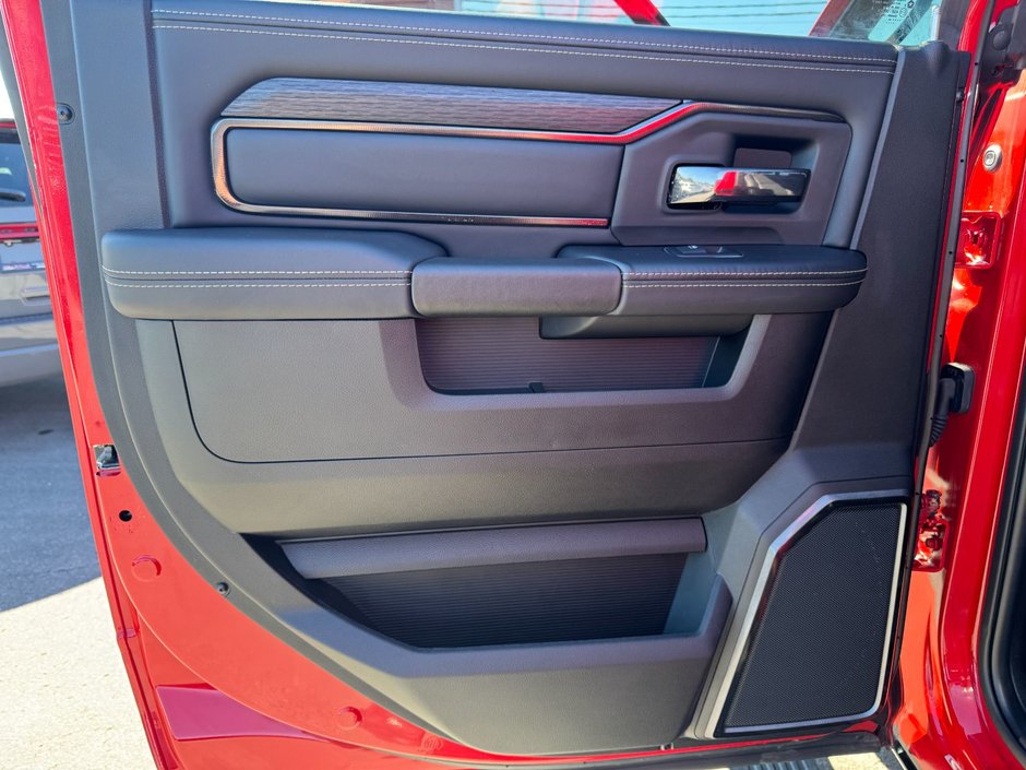 2024 Ram 2500 Rebel Rebel / Sunroof / Tow group / 5th wheel prep