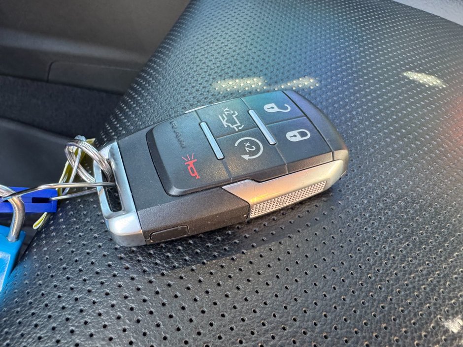 2024 Ram 2500 Rebel Rebel / Sunroof / Tow group / 5th wheel prep