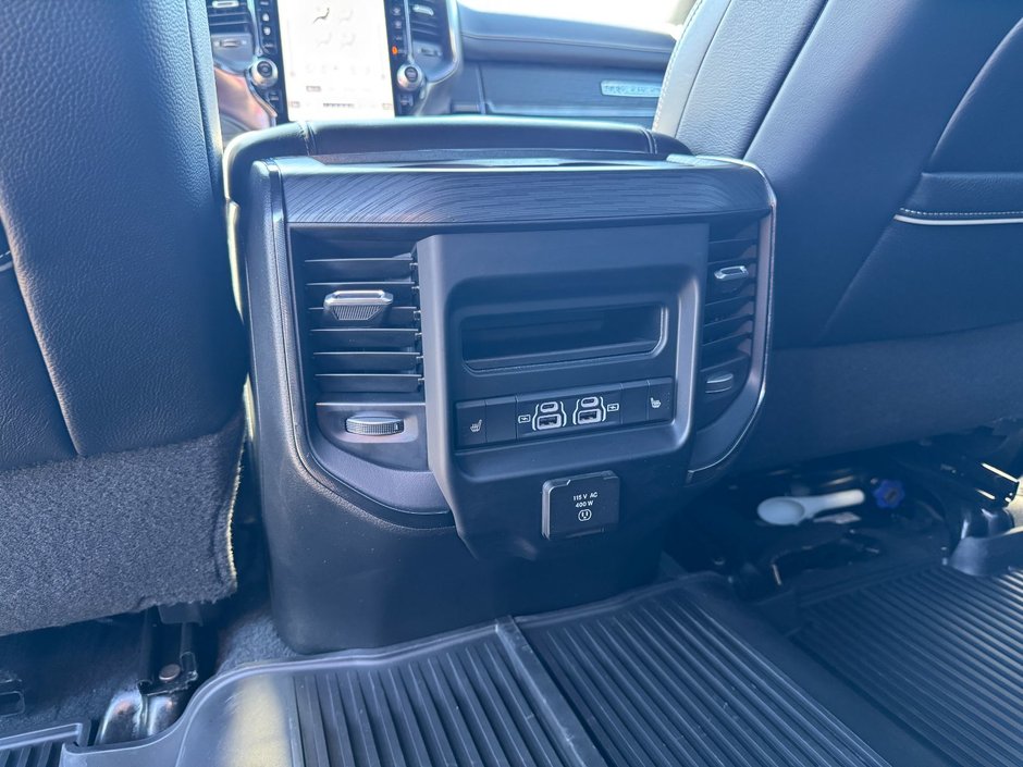 2024 Ram 2500 Rebel Rebel / Sunroof / Tow group / 5th wheel prep