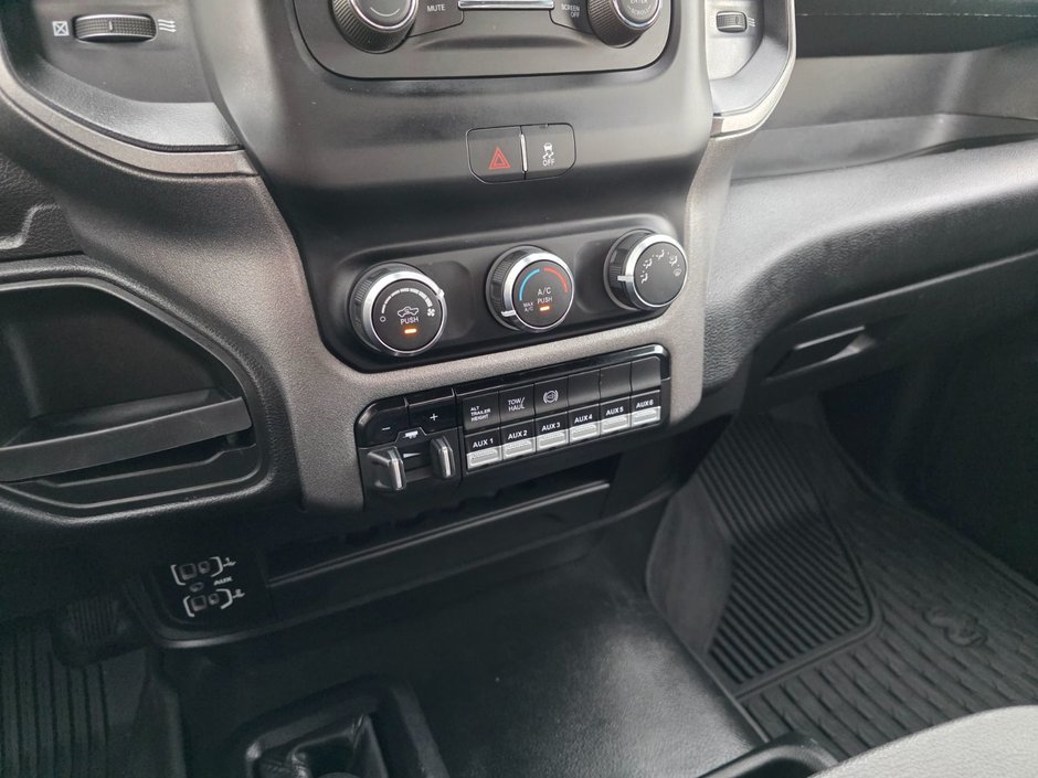 Ram 3500 Tradesman 2023 Tradesman / Diesel / 4x4 / Work Truck