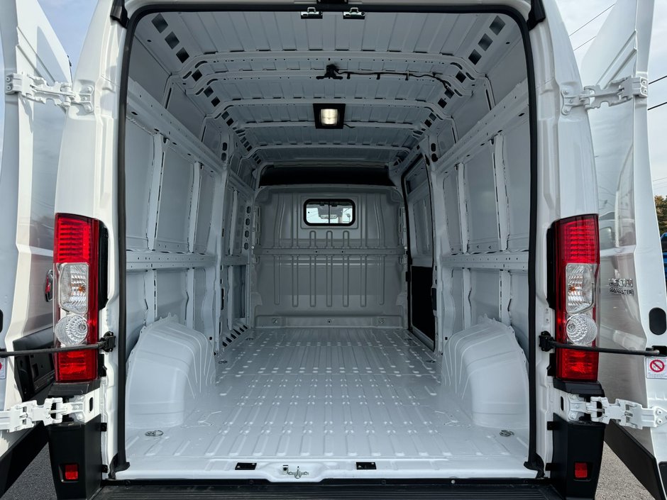 2025 Ram PROMASTER CARGO VAN 2500 SLT+