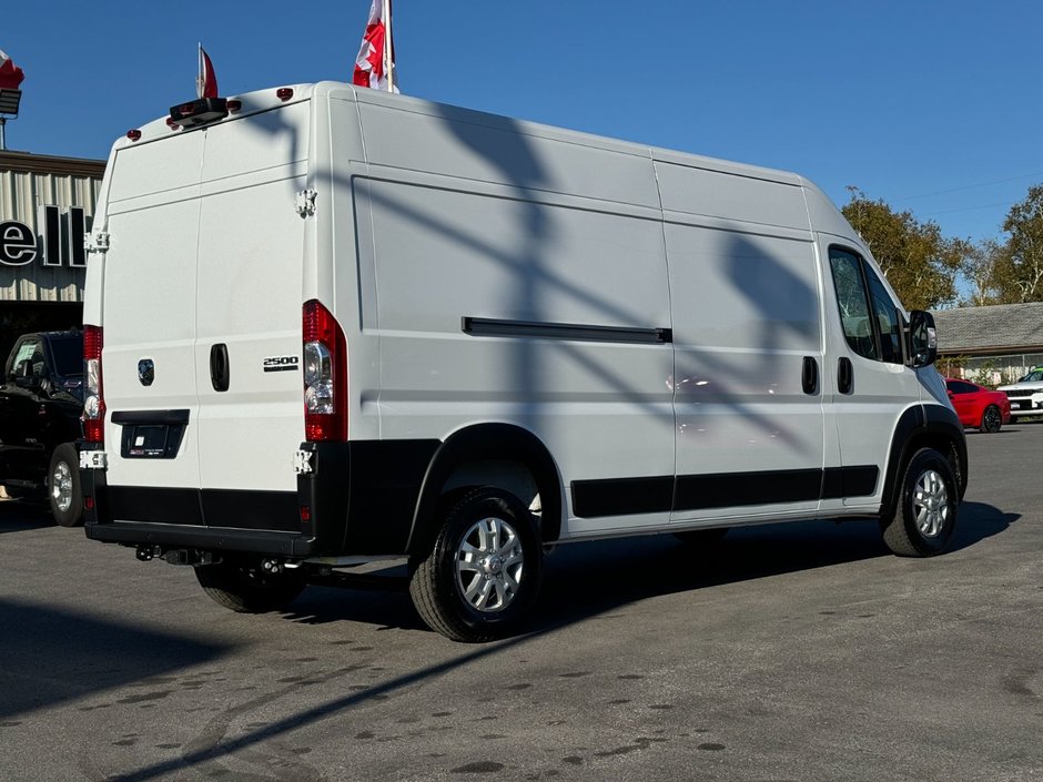 2025 Ram PROMASTER CARGO VAN 2500 SLT+