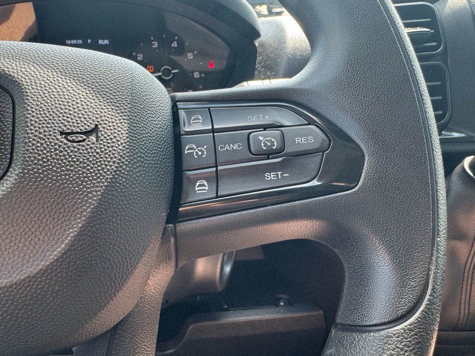 2025 Ram ProMaster Cargo Van High Roof-16