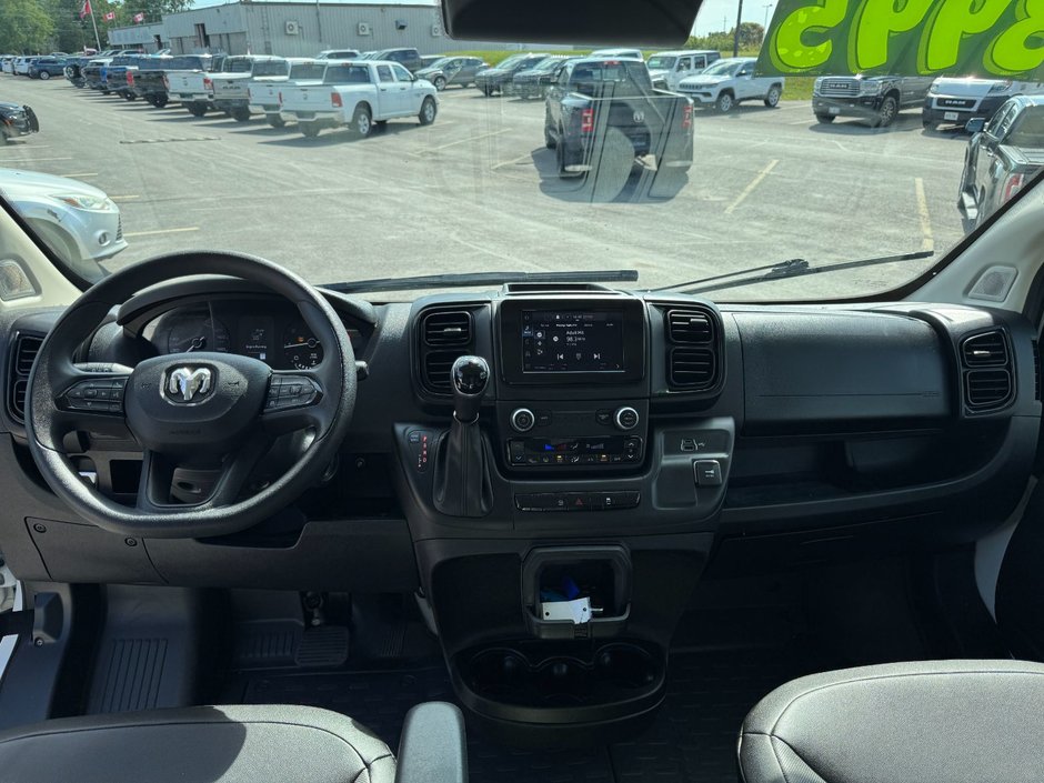 2025 Ram ProMaster Cargo Van High Roof-10