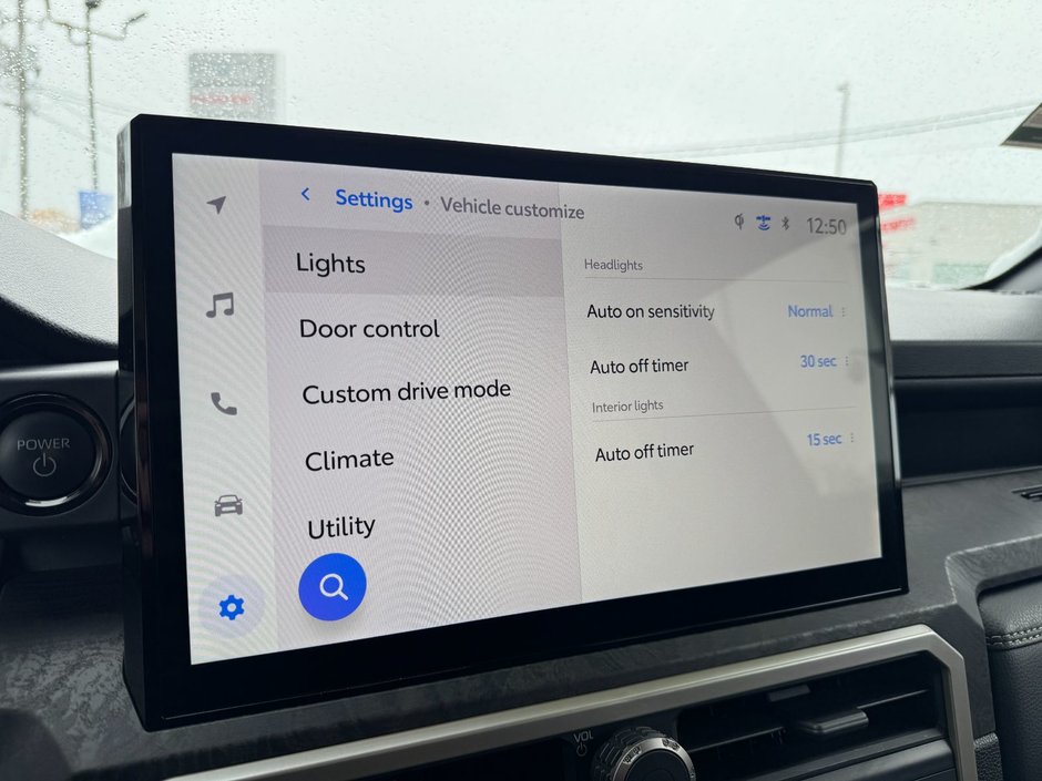 2025 Toyota Tacoma Hybrid / Navigation / Power Side Steps-21