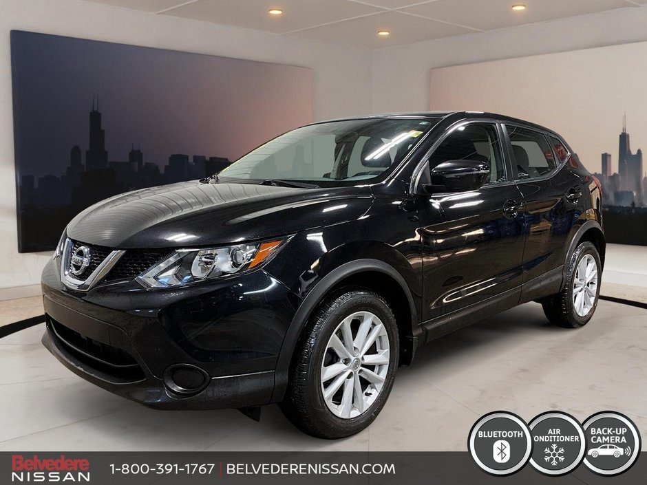 2017 Nissan Qashqai S AWD A/C BLUETOOTH CAMÉRA RECUL SIEGES CHAUFFANT in Saint-Jérôme, Quebec