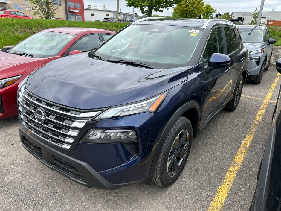 2025 Nissan Rogue SV in Saint-Jérôme, Quebec