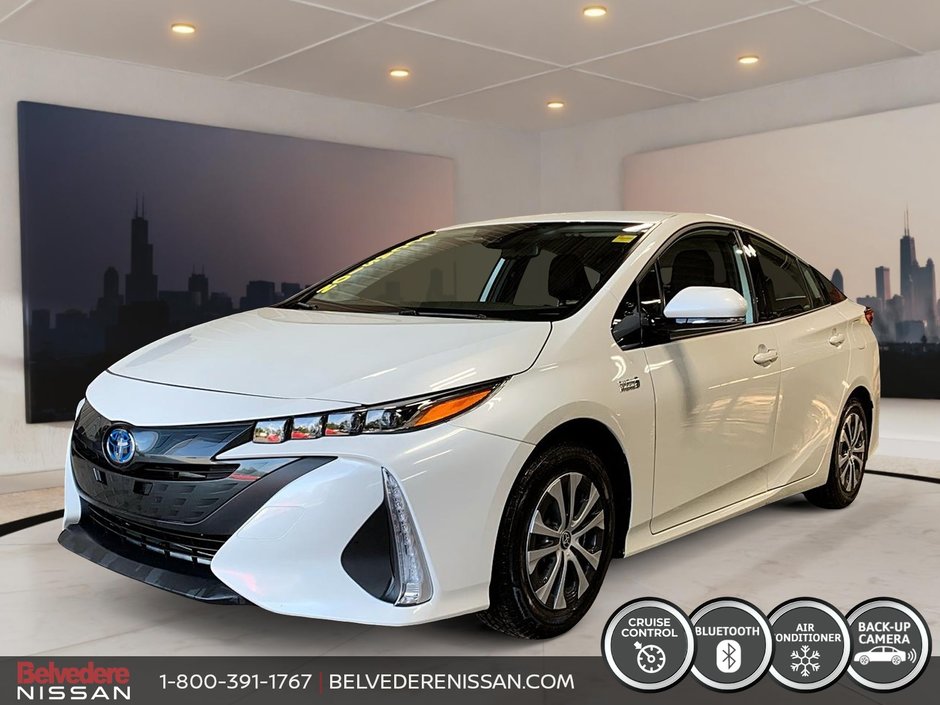 2020 Toyota PRIUS PRIME GROUPE AMÉLIORÉ A/C BLUETOOTH NAV CAMÉRA ECRAN TAC in Saint-Jérôme, Quebec