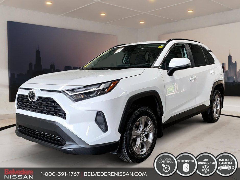 Toyota RAV4 XLE AWD MAGS TOIT CRUISE BLUETOOTH CAMÉRA 2022 à Saint-Jérôme, Québec