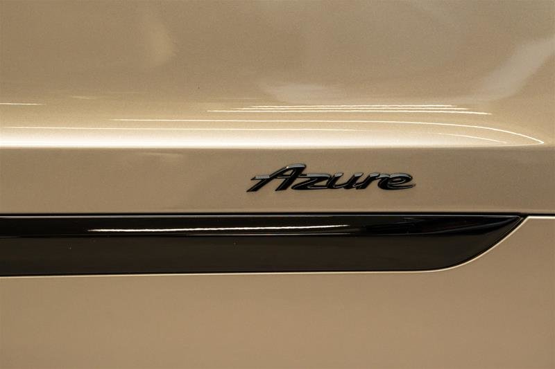 Bentley Bentayga EWB Azure 2023-5