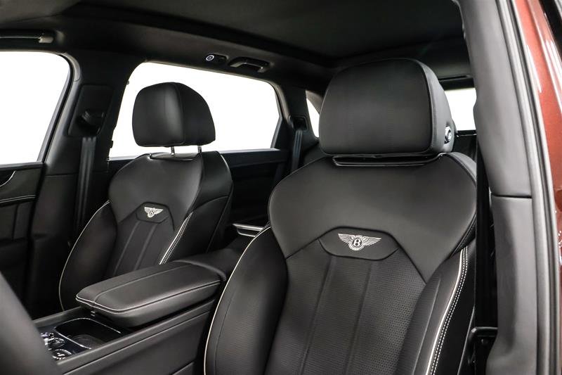 Bentley Bentayga EWB 2023-7
