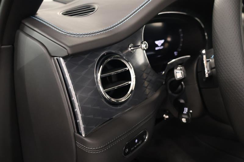 Bentley Bentayga EWB V8 2024-12