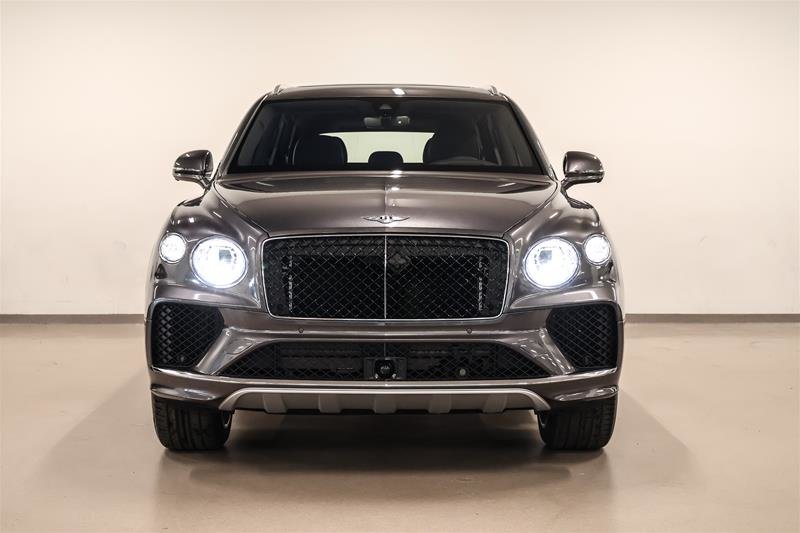 Bentley Bentayga EWB V8 2024-2