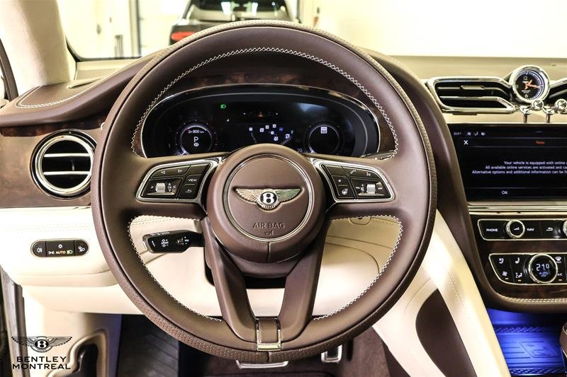 Bentley Bentayga Azure V8 2025-26