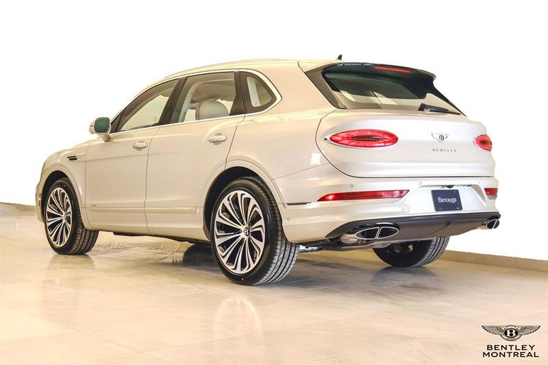 Bentley Bentayga Azure V8 2025-24