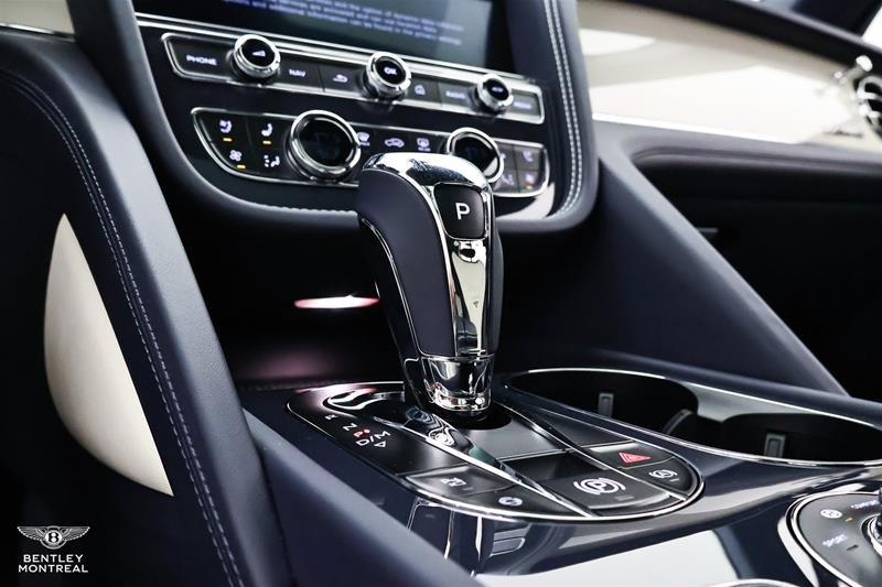 Bentley Bentayga Azure V8 2026-14