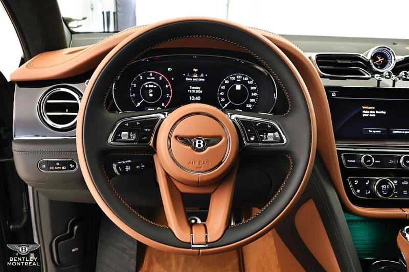 Bentley Bentayga Azure V8 2026-10