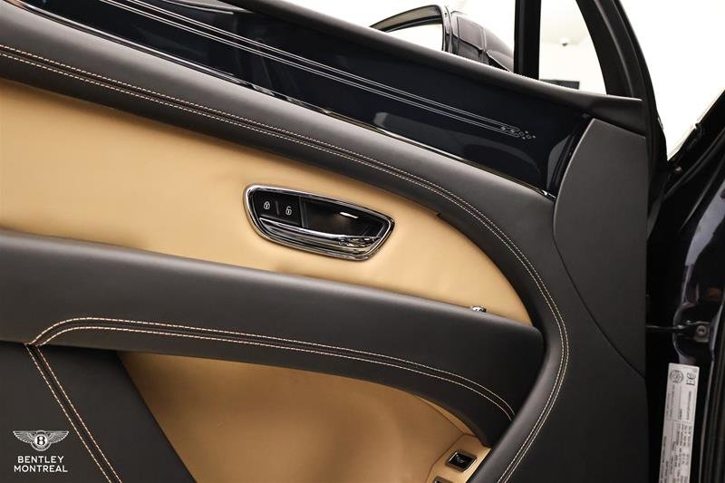 2026 Bentley Bentayga V8-15