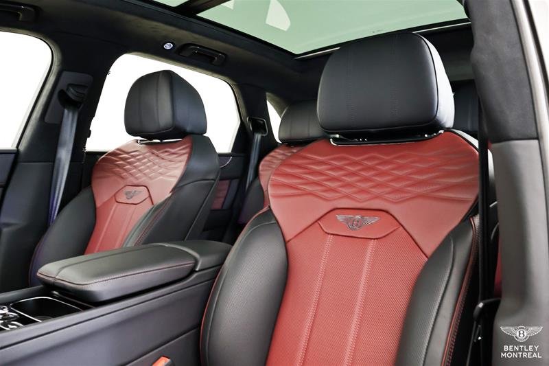 2026 Bentley Bentayga Azure V8-10