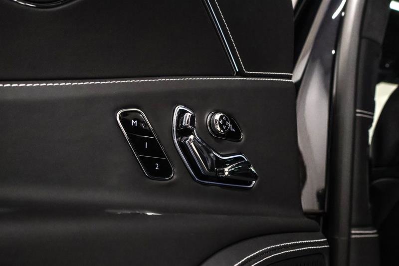 2023 Bentley Flying Spur Hybrid-29