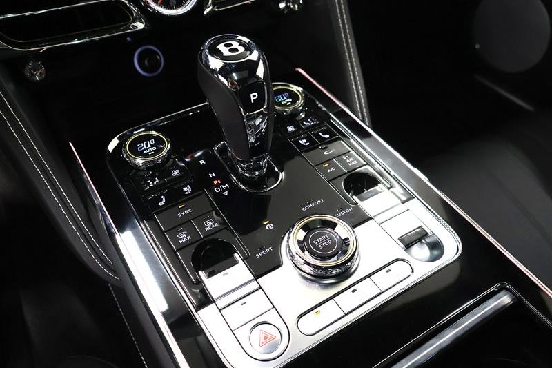 2023 Bentley Flying Spur Hybrid-21