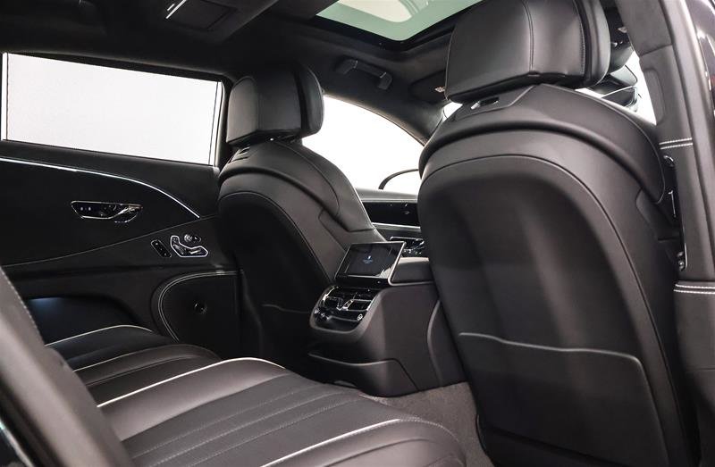 2023 Bentley Flying Spur Hybrid-10