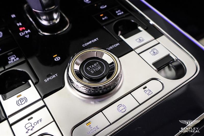 Bentley Flying Spur V8 Mulliner 2025-17